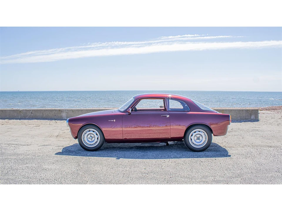 1959 Alfa Romeo Giulietta Sprint Speciale - Image 12 of 31
