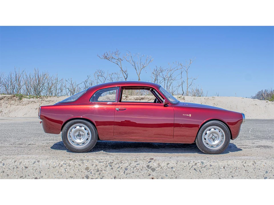 1959 Alfa Romeo Giulietta Sprint Speciale - Image 16 of 31