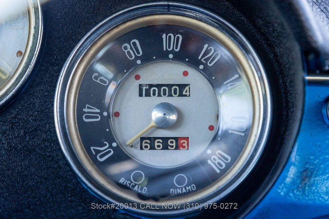 1959 Alfa Romeo Giulietta Sprint Speciale - Image 24 of 31