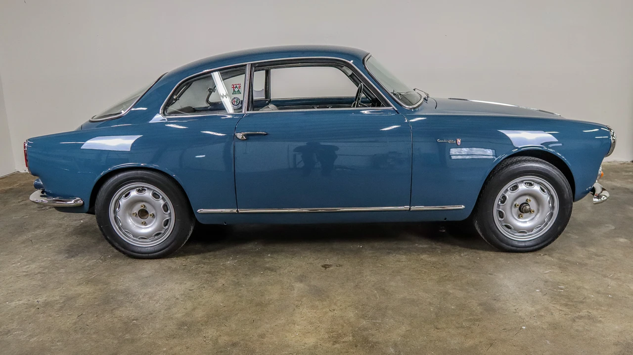 1959 Alfa Romeo Giulietta - Image 7 of 31