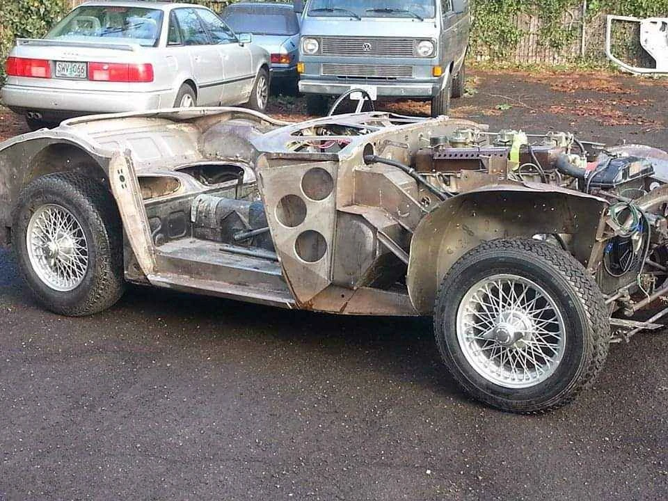 1959 Aston Martin DB1 & DB2 & DB2/4 & DB Mark III - Image 10 of 10