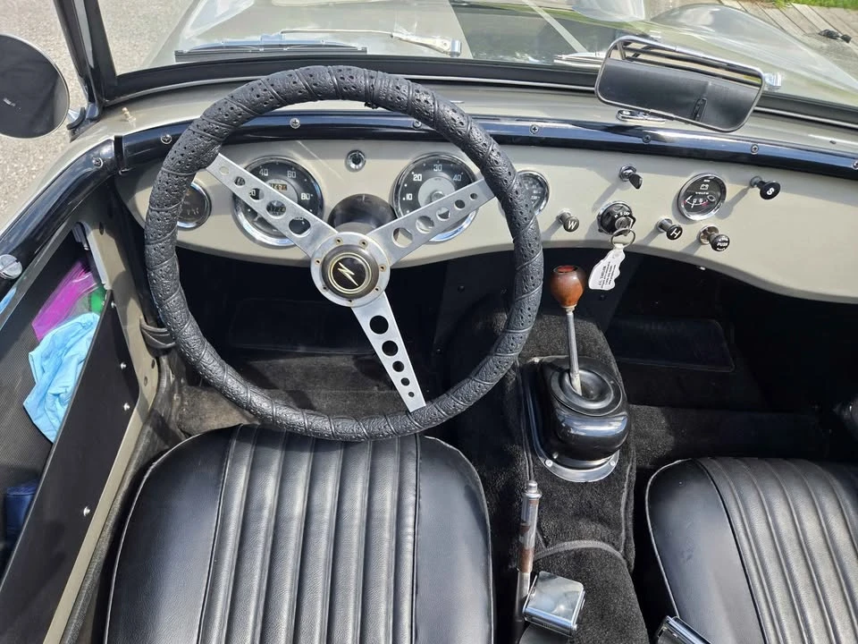 1959 Aston Martin DB4 - Image 5 of 7