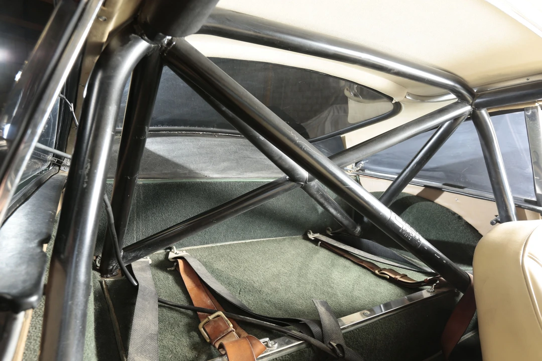 1959 Aston Martin DB4 - Image 9 of 18