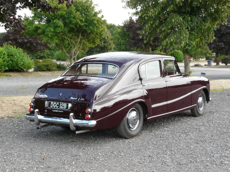 1959 Austin Princess - Image 4 of 12