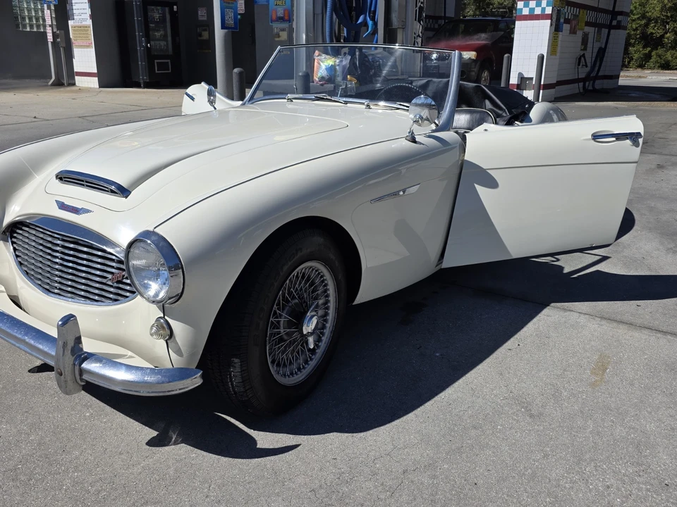 1959 Austin-Healey 100-6 - Image 13 of 15