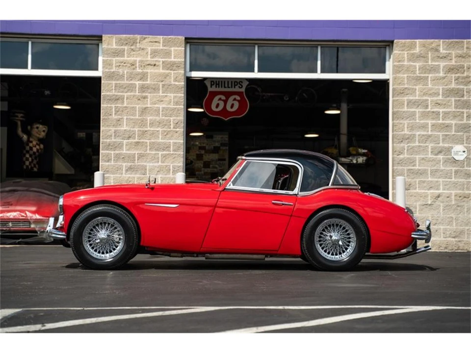 1959 Austin-Healey 100-6 - Image 4 of 31