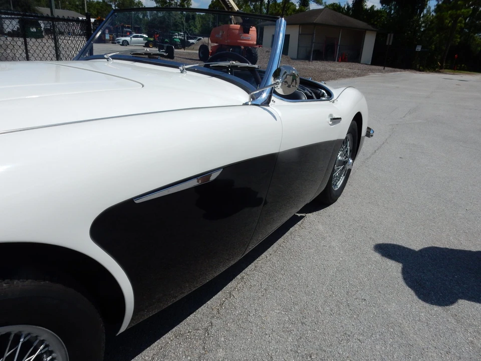 1959 Austin-Healey 100-6 - Image 9 of 31