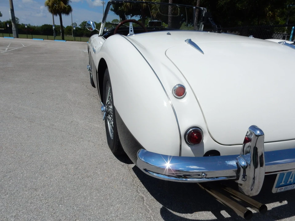 1959 Austin-Healey 100-6 - Image 11 of 31
