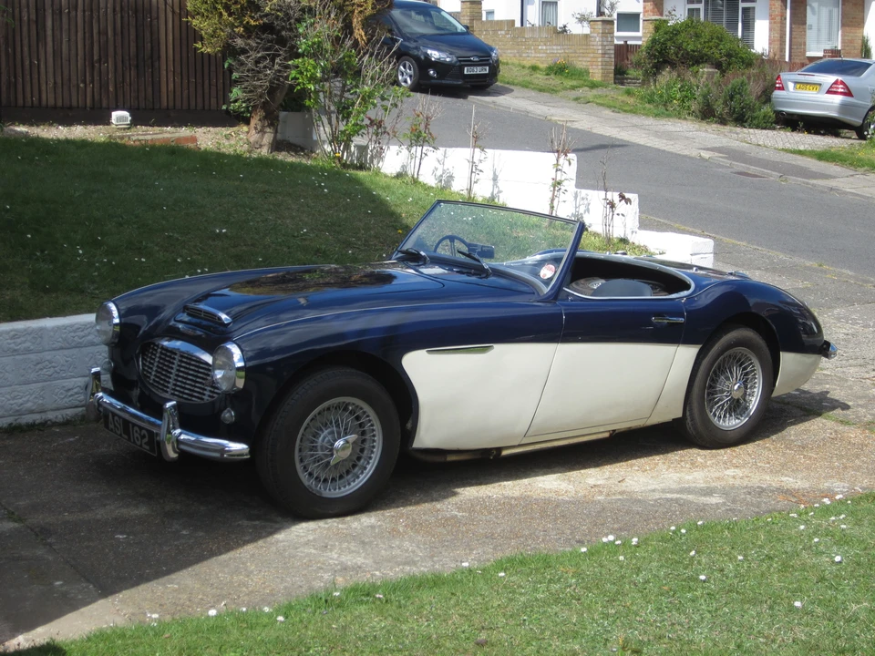 1959 Austin-Healey 100-6 - Image 2 of 15