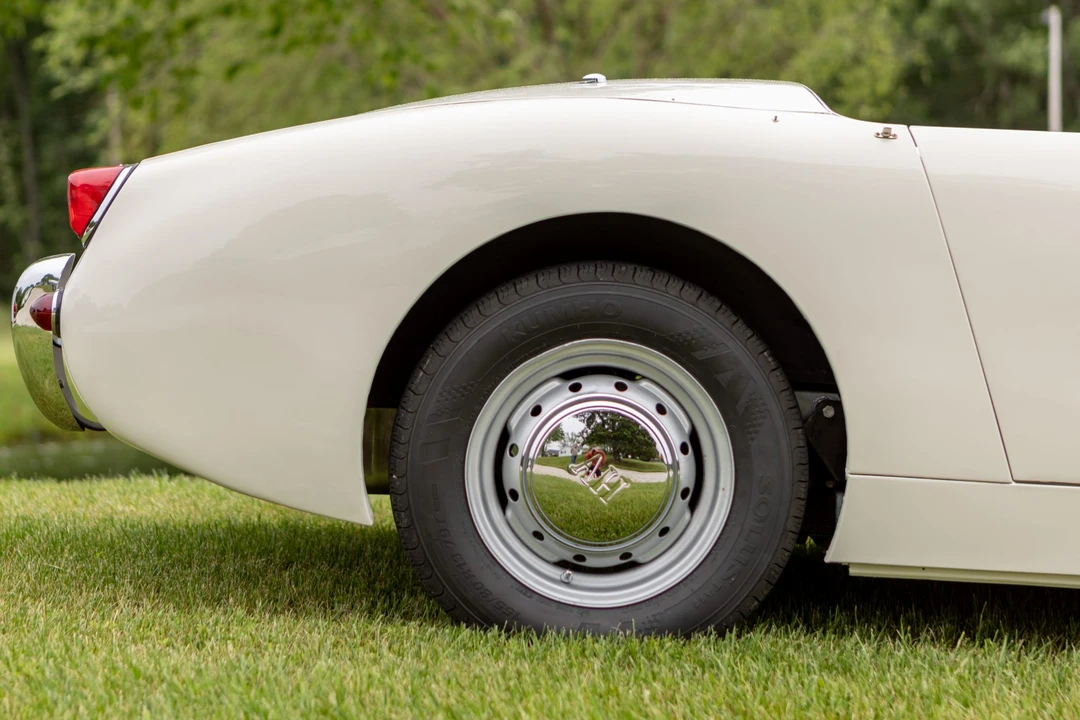 1959 Austin-Healey Sprite Mark I - Image 11 of 31