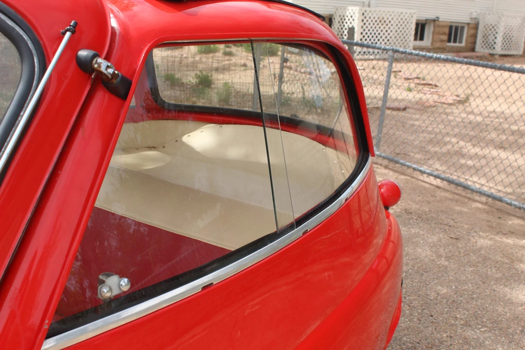 1959 BMW Isetta - Image 31 of 31