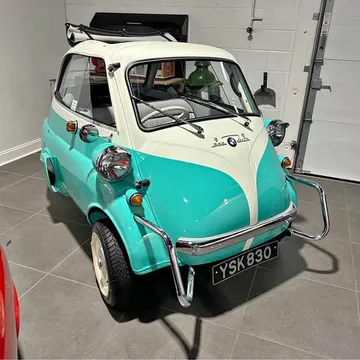 1959 BMW Isetta 300 Motocoupe