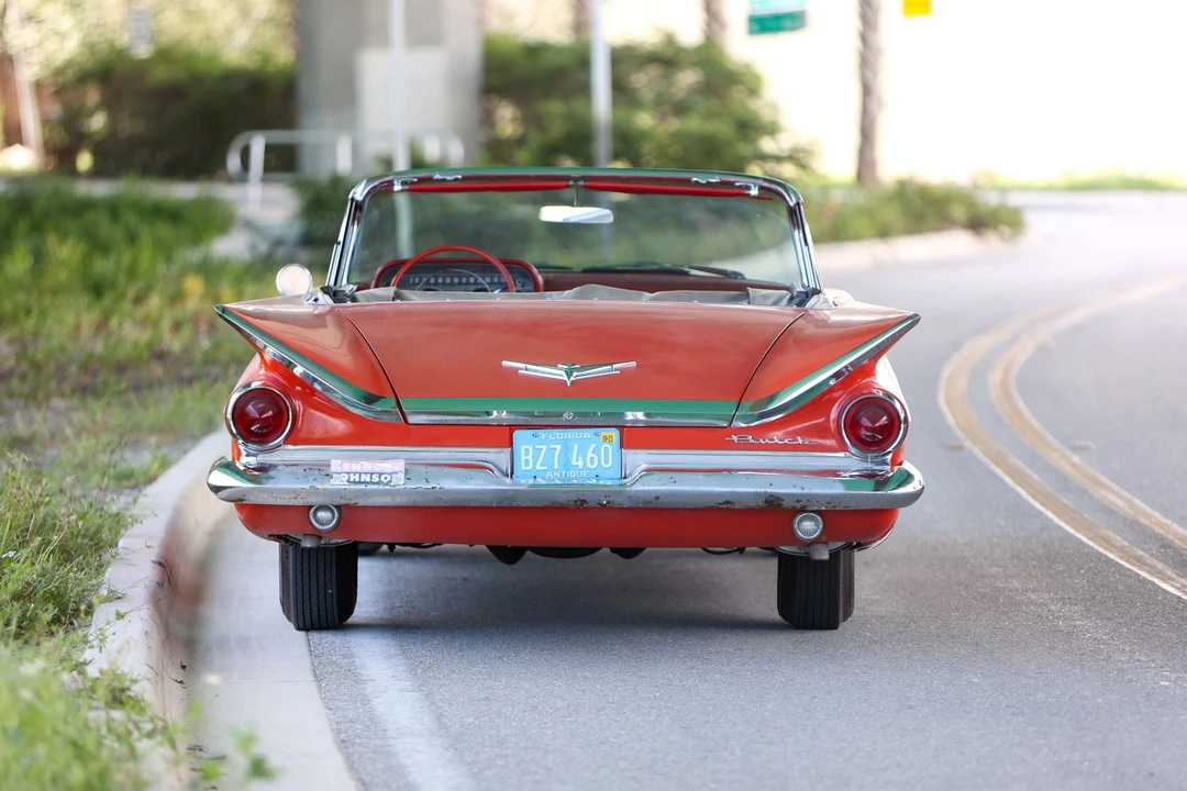 1959 Buick Electra - Image 10 of 31