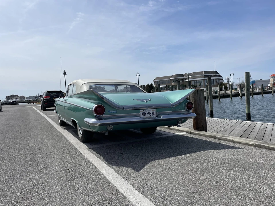 1959 Buick Electra - Image 12 of 31