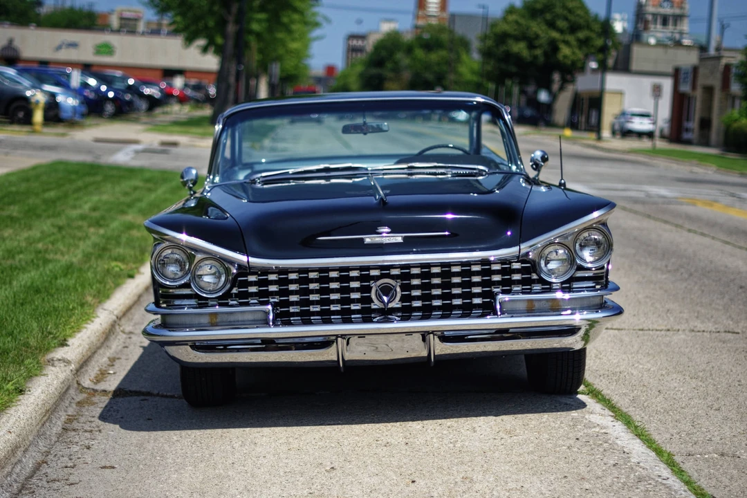 1959 Buick Electra - Image 2 of 31