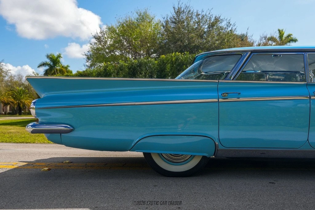 1959 Buick Invicta - Image 10 of 12