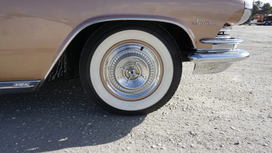 1959 Buick Invicta - Image 9 of 31