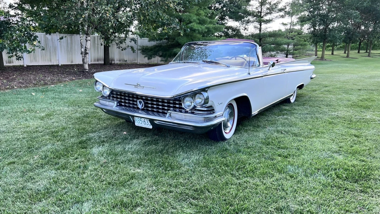 1959 Buick Invicta - Image 4 of 31
