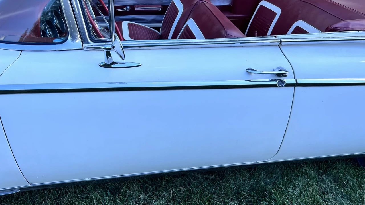 1959 Buick Invicta - Image 24 of 31