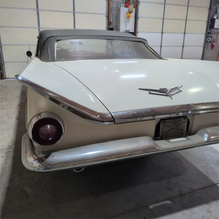 1959 Buick Invicta - Image 5 of 12