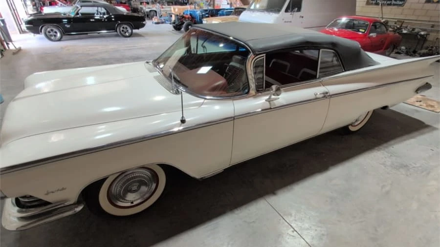 1959 Buick Invicta - Image 4 of 12