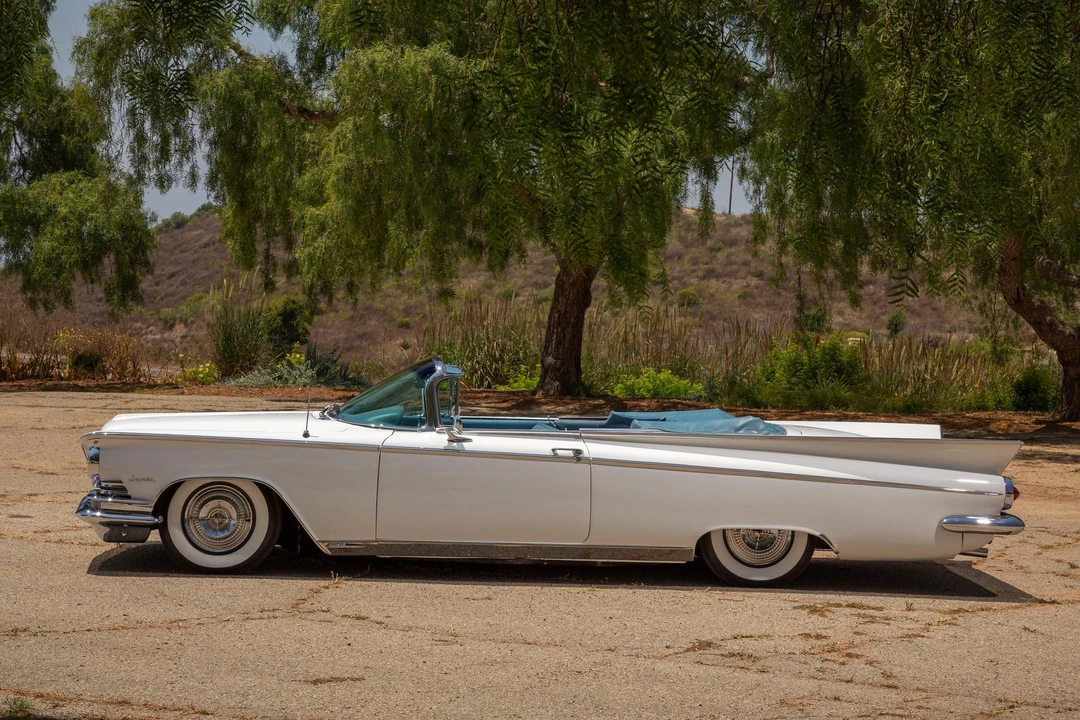 1959 Buick Invicta - Image 14 of 31