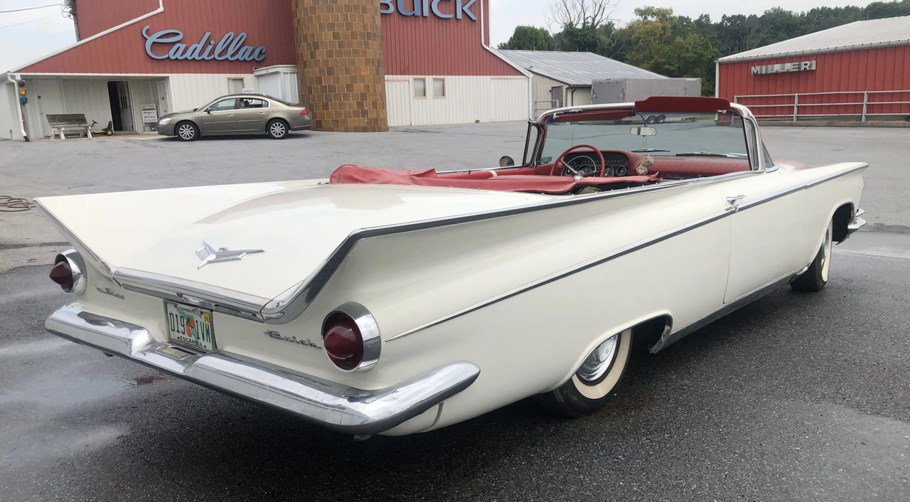 1959 Buick LeSabre - Image 5 of 31