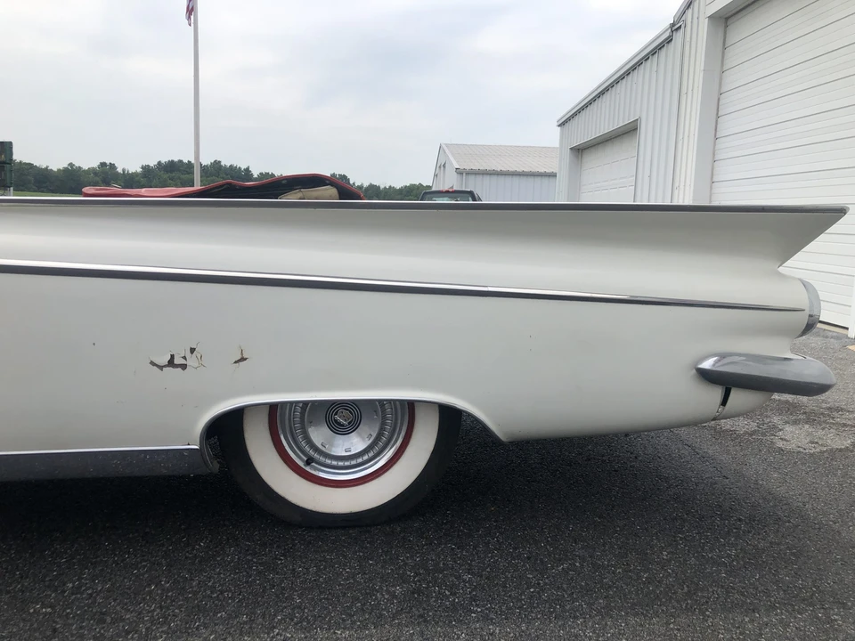 1959 Buick LeSabre - Image 17 of 31