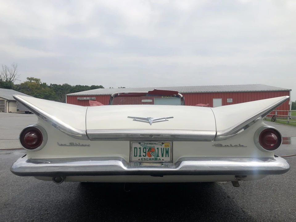 1959 Buick LeSabre - Image 22 of 31