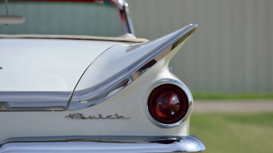 1959 Buick LeSabre - Image 9 of 20