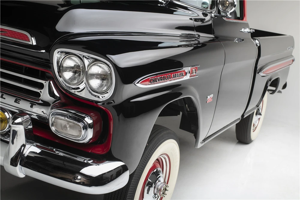 1959 Chevrolet Task Force - Image 9 of 10