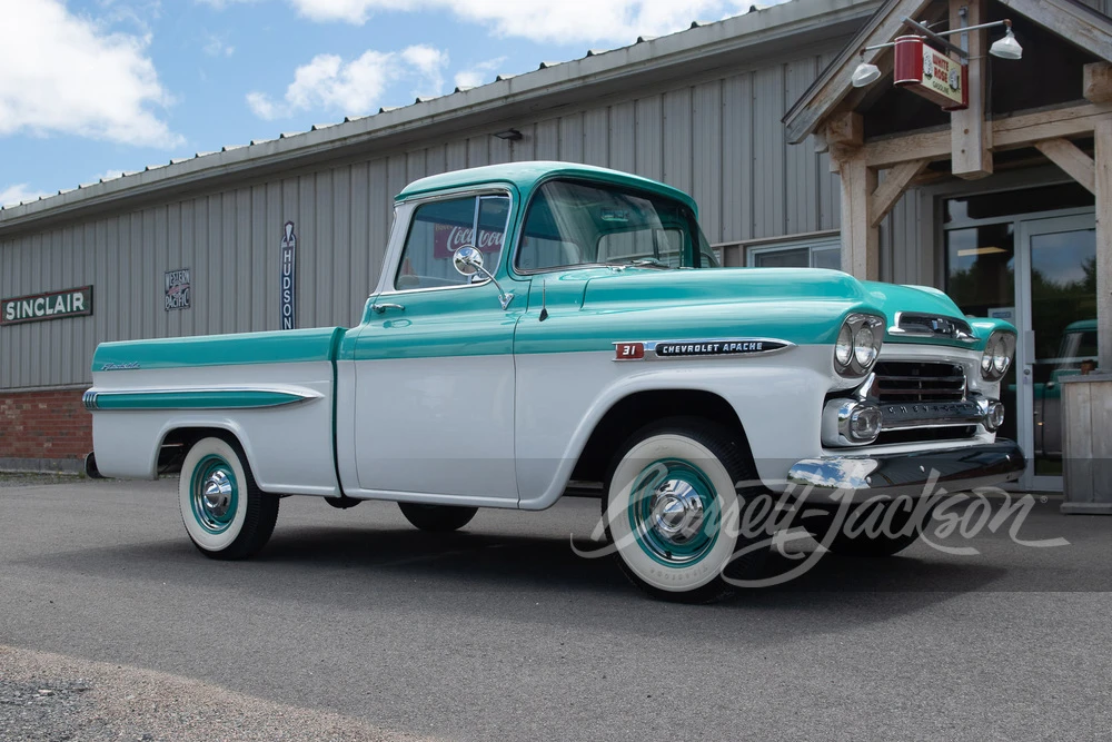 1959 Chevrolet Task Force - Image 16 of 31