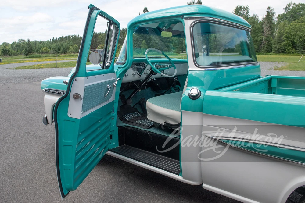 1959 Chevrolet Task Force - Image 26 of 31