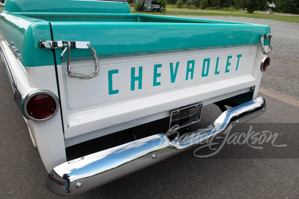 1959 Chevrolet Task Force - Image 28 of 31