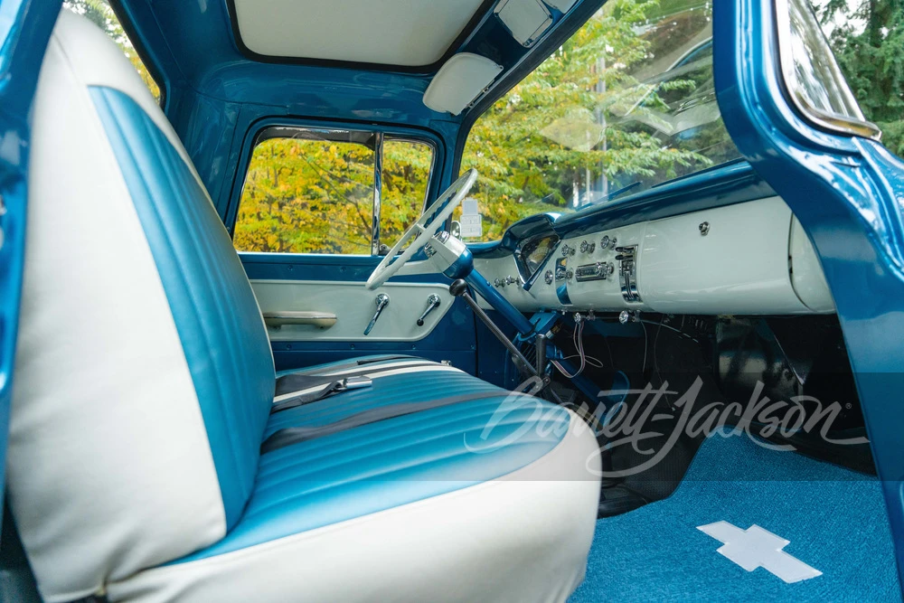1959 Chevrolet Task Force - Image 7 of 10