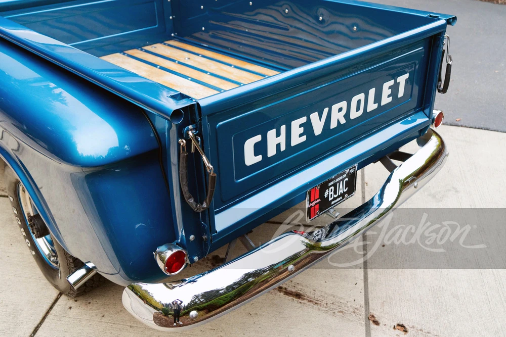 1959 Chevrolet Task Force - Image 8 of 10