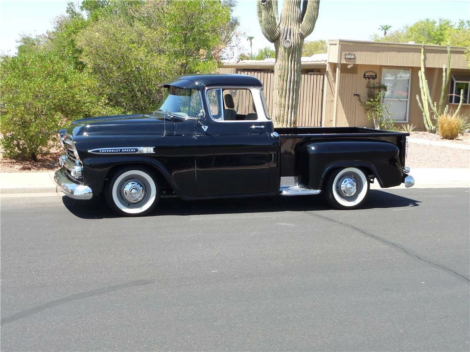 1959 Chevrolet Task Force - Image 5 of 5