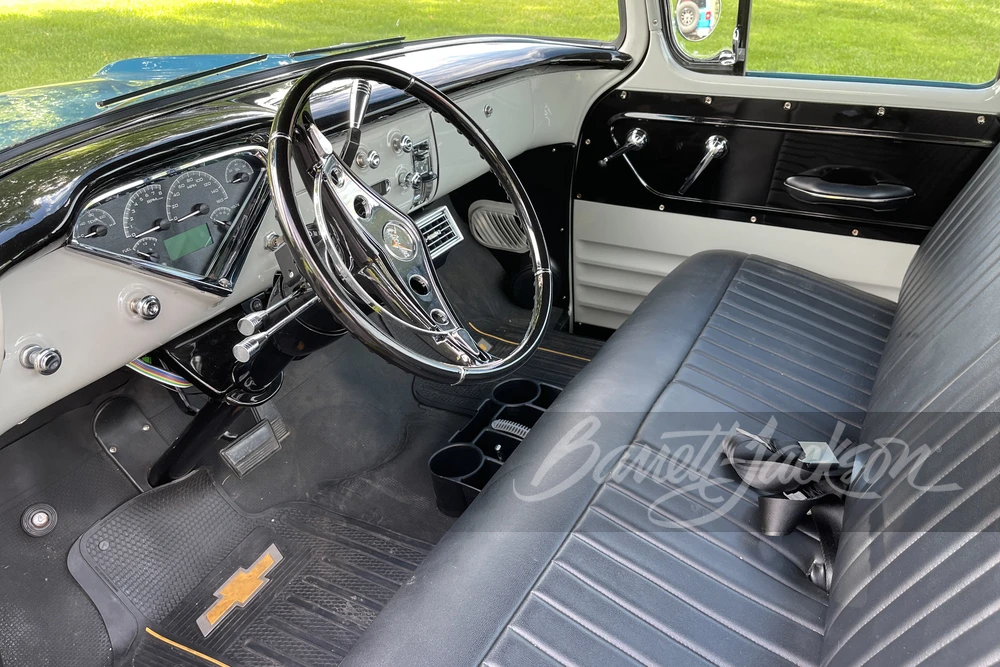1959 Chevrolet Task Force - Image 4 of 15