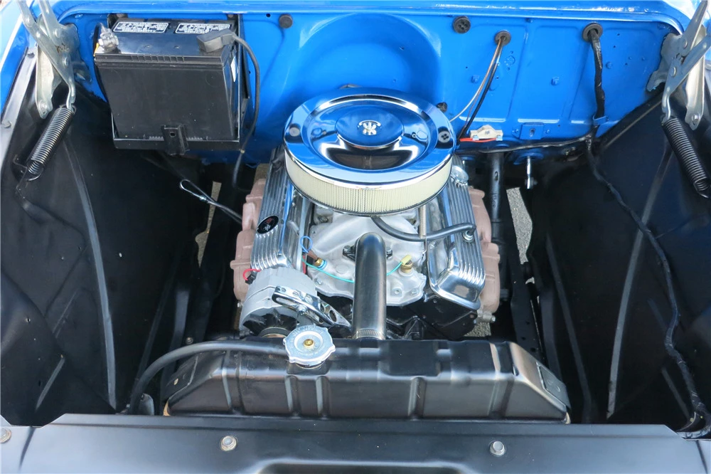 1959 Chevrolet Task Force - Image 2 of 5