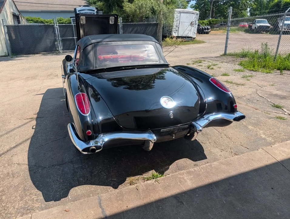 1959 Chevrolet Corvette C1 - Image 13 of 17