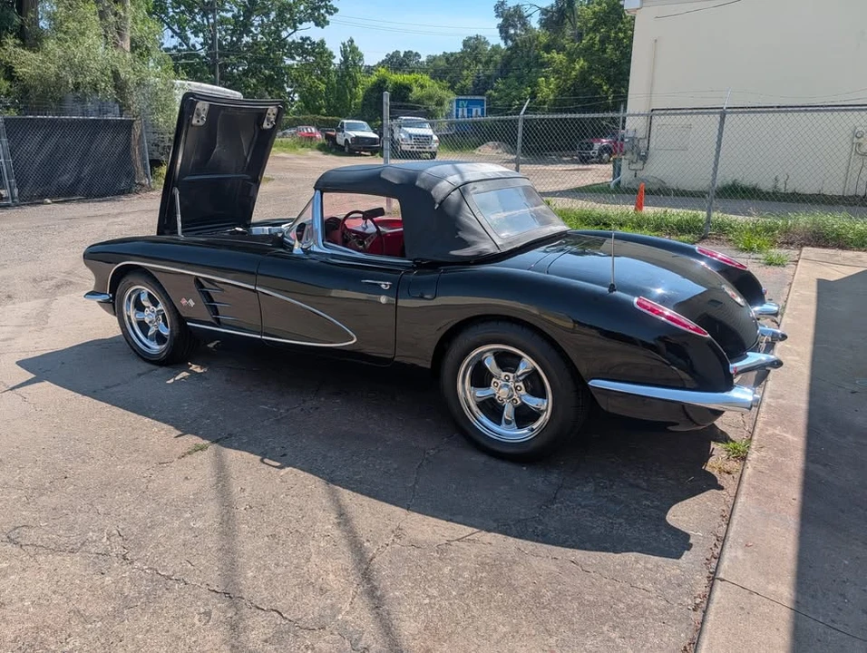 1959 Chevrolet Corvette C1 - Image 14 of 17