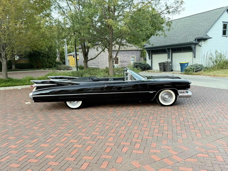 1959 Cadillac Series 62 5th Gen - Image 9 of 31