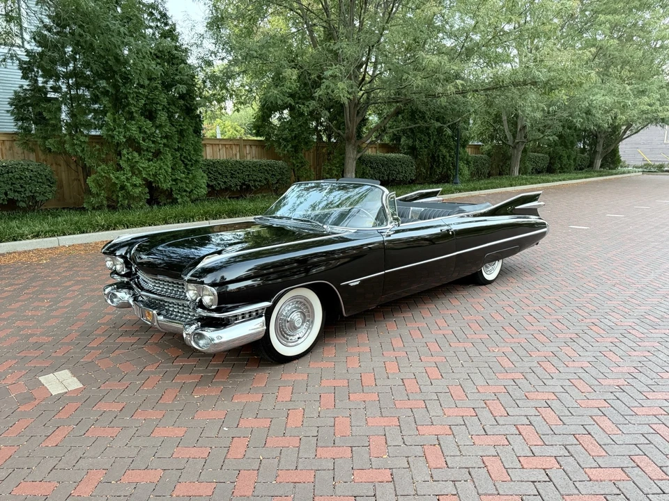1959 Cadillac Series 62 5th Gen - Image 2 of 31