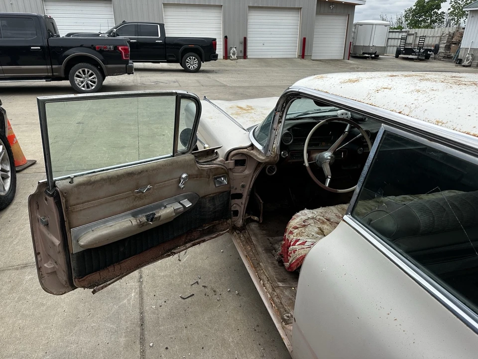 1959 Cadillac Series 62 5th Gen - Image 17 of 20