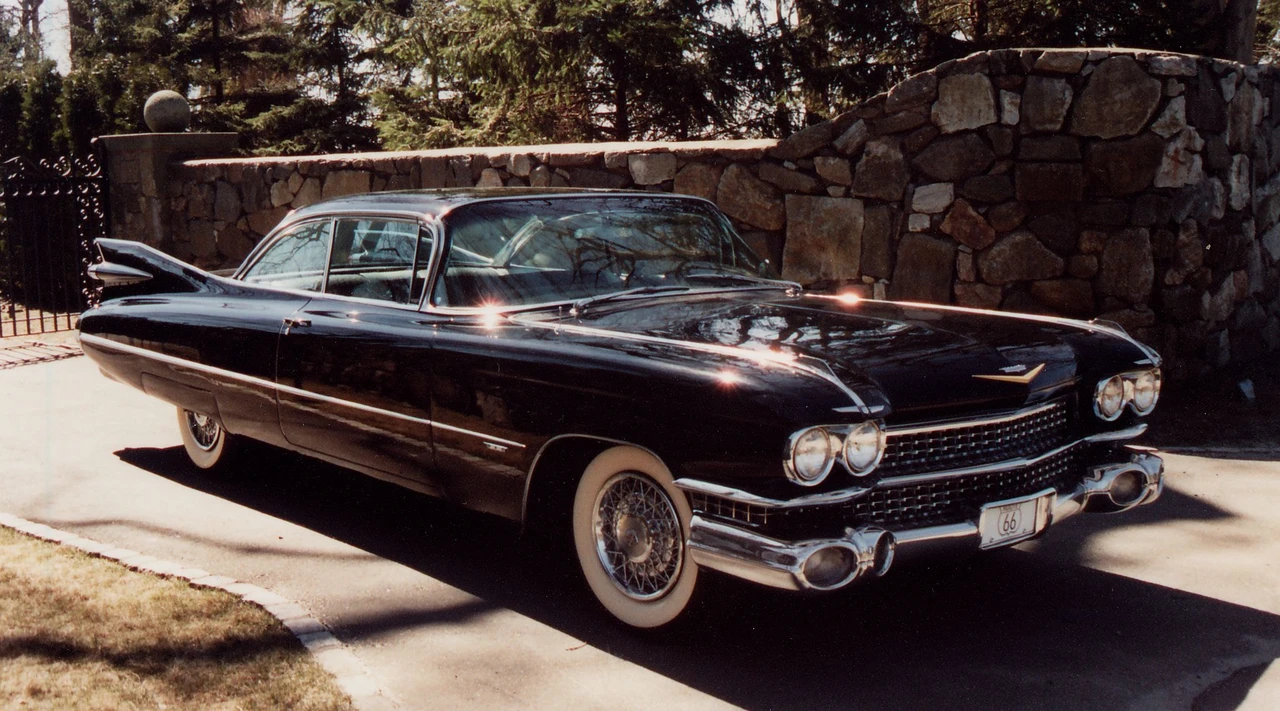 1959 Cadillac DeVille 1st Gen - Image 2 of 2