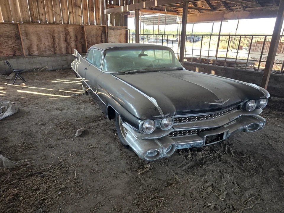 1959 Cadillac DeVille 1st Gen - Image 2 of 3