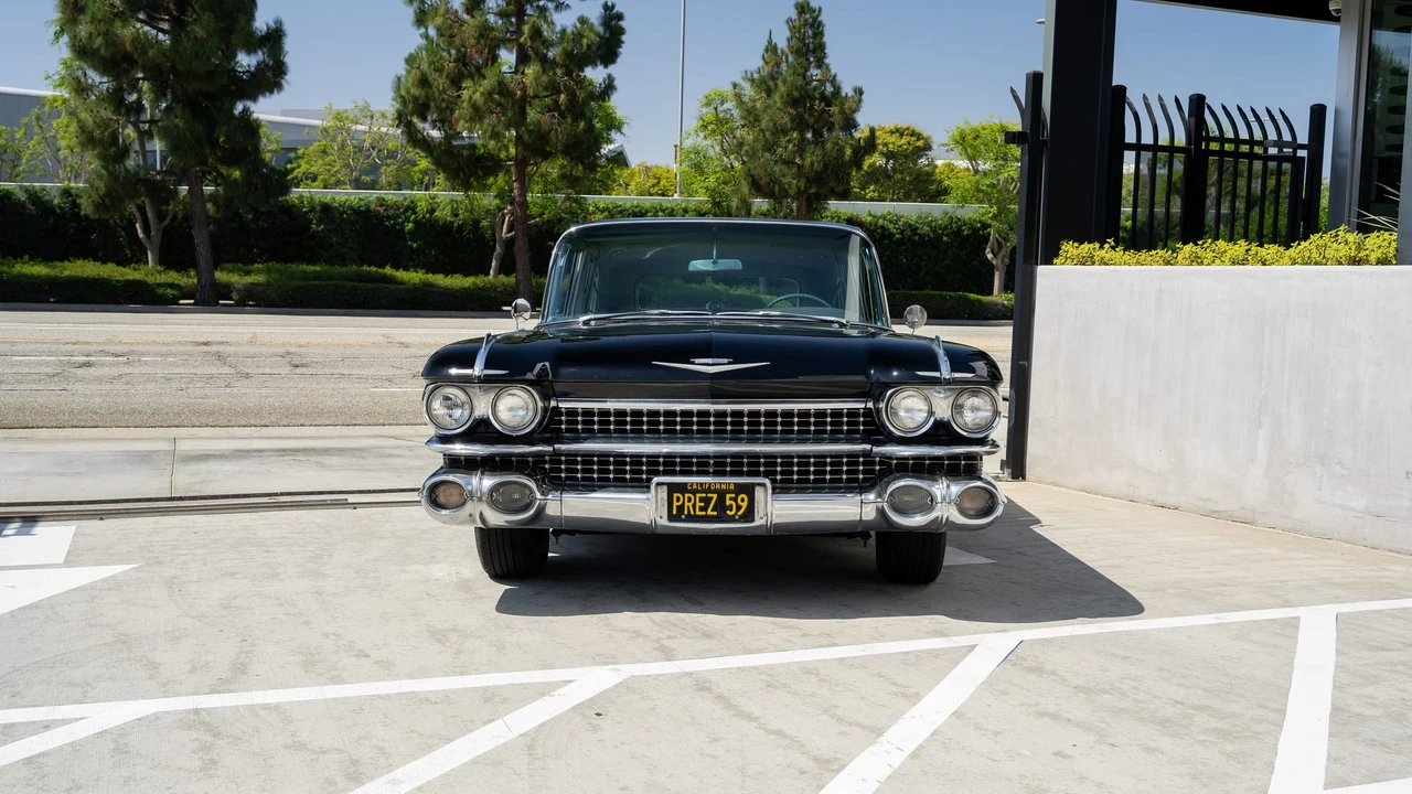 1959 Cadillac Series 70 & 75 - Image 8 of 31