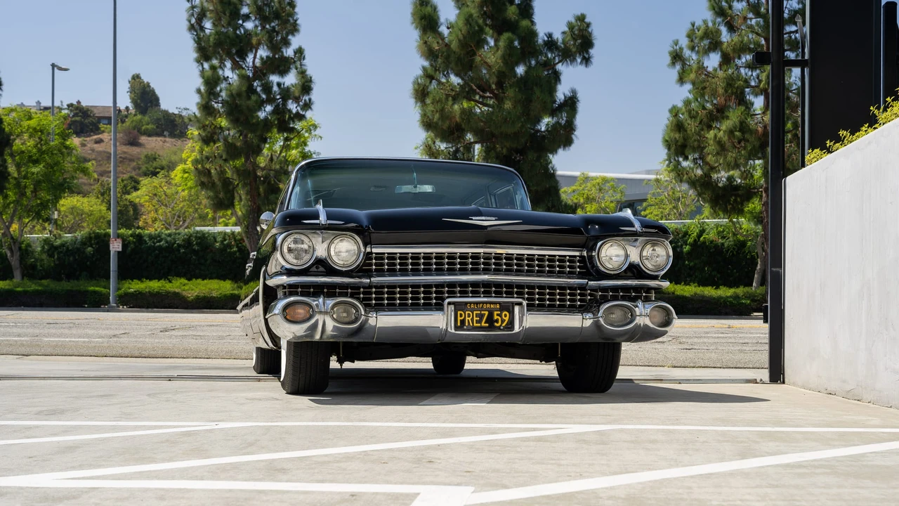 1959 Cadillac Series 70 & 75 - Image 10 of 31