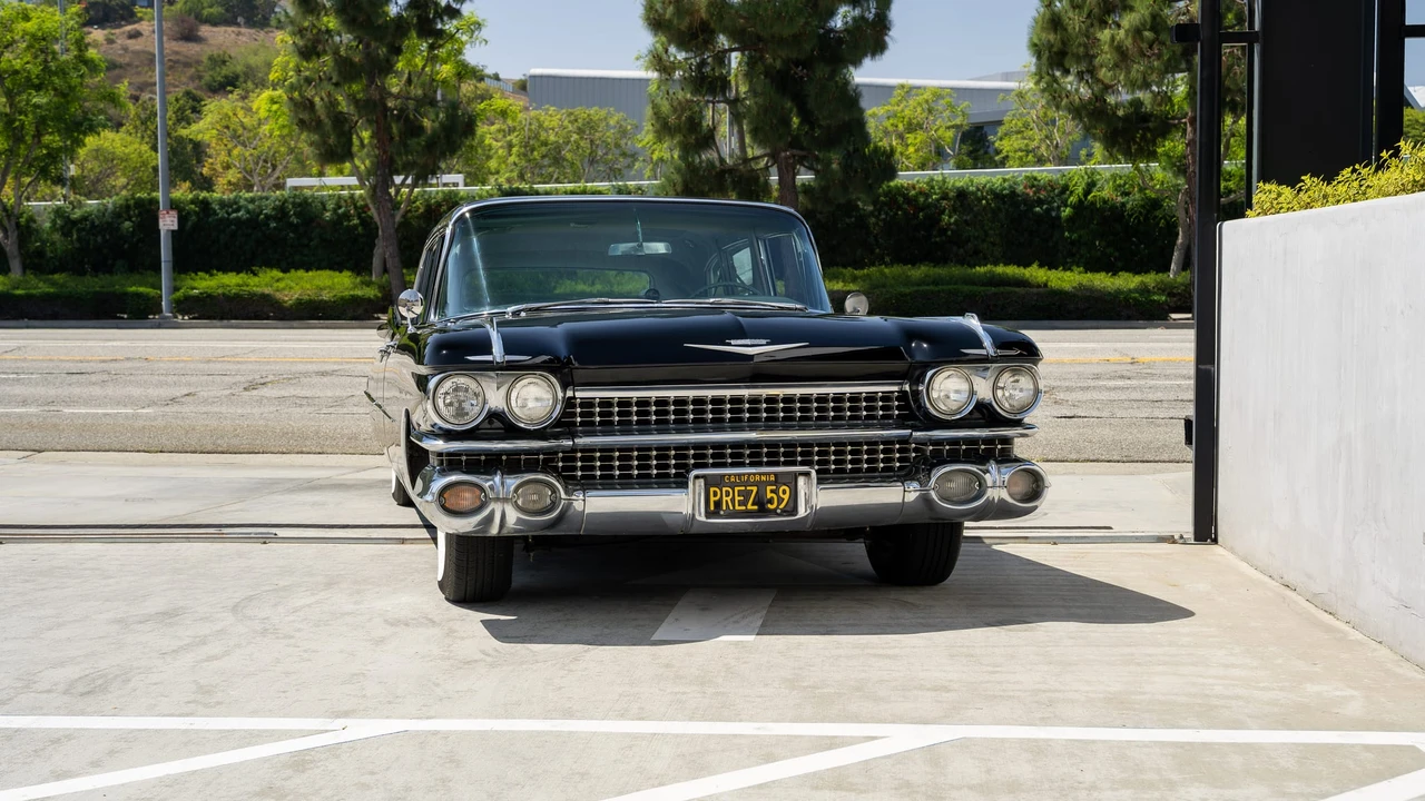 1959 Cadillac Series 70 & 75 - Image 11 of 31