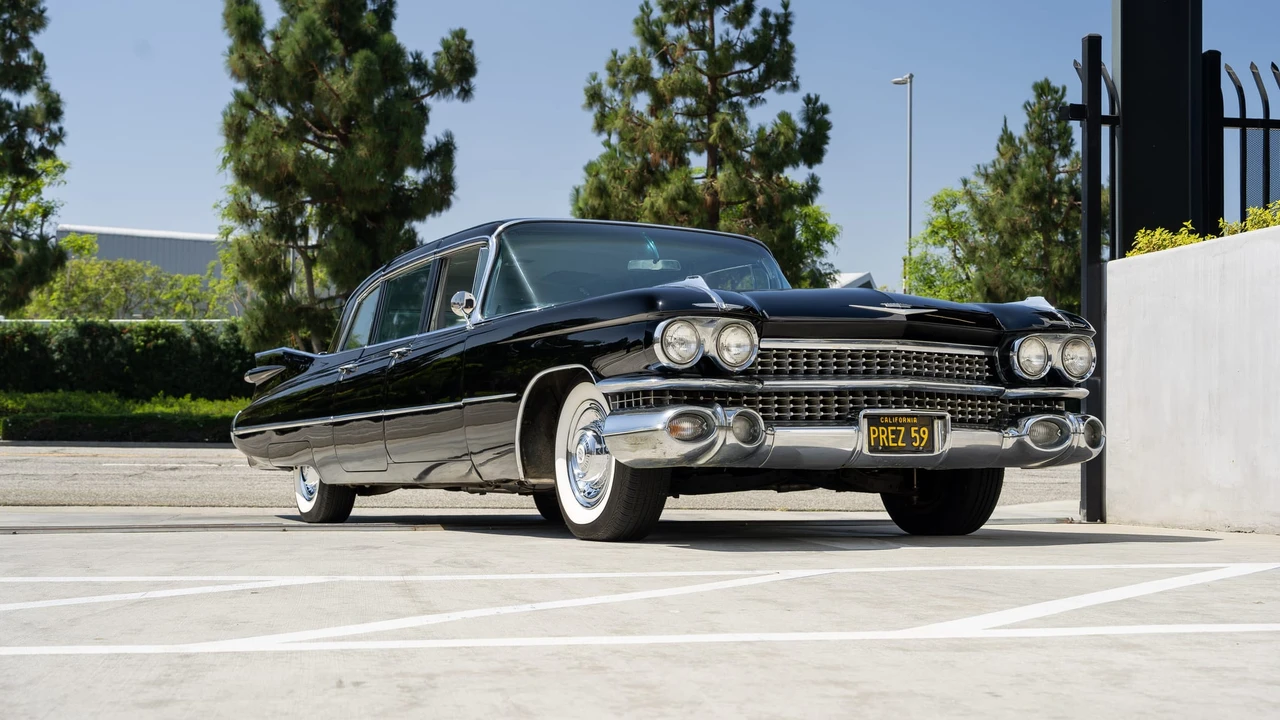 1959 Cadillac Series 70 & 75 - Image 17 of 31